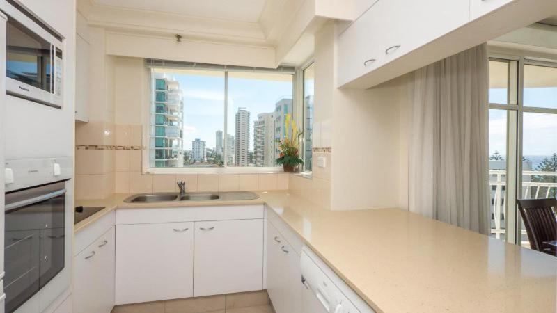 2nd Avenue - Hosted By Burleigh Letting